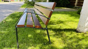 street furniture, ława, ławka, podłokietnik