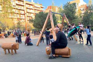 street furniture, richter spielgeraete gmbh, cena aktualna, drewno ze zrównoważonej gospodarki leśnej z certyfikatem 70 % pefc 08.260.713, urządzenie atestowane przez tuv sud i zgodne z normą en 1176.