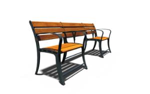 tänavamööbel, iste, eakatele, ligipääsetav puuetega isikutele, puidust seljatugi, puidust iste, väike laud, laud, retro