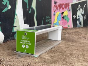 tänavamööbel, pink, päikeseenergia