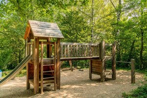 mała architektura, richter spielgeraete gmbh, cena aktualna, urządzenie atestowane przez tuv sud i zgodne z normą en 1176.