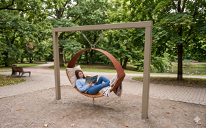 [translation-not-found:street-furniture], ławka, strefa relaksu, huśtawka, leżanka
