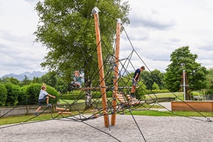 [translation-not-found:street-furniture], richter spielgeraete gmbh, cena aktualna, drewno ze zrównoważonej gospodarki leśnej z certyfikatem 70 % pefc 08.260.713, urządzenie atestowane przez tuv sud i zgodne z normą en 1176., wsu ≤ 3.00