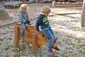 [translation-not-found:street-furniture], richter spielgeraete gmbh, cena aktualna, urządzenie atestowane przez tuv sud i zgodne z normą en 1176.