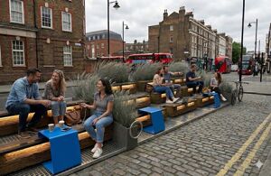 [translation-not-found:street-furniture], ława, ławka, donica, mobilna (do przestawiania paleciakiem), stół, podpora, parklet, strefa relaksu