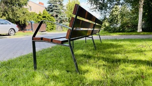 mobilier stradal, ława, ławka, podłokietnik